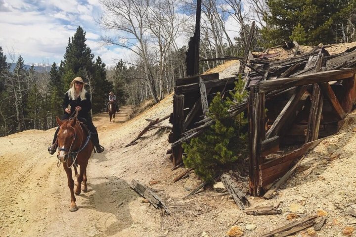 horseback riding near denver colorado
